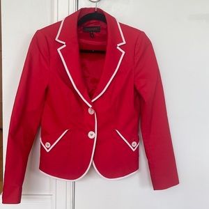 Escada size 34 (eu) // so roughly size 4 (us) red blazer with retro buttons!
